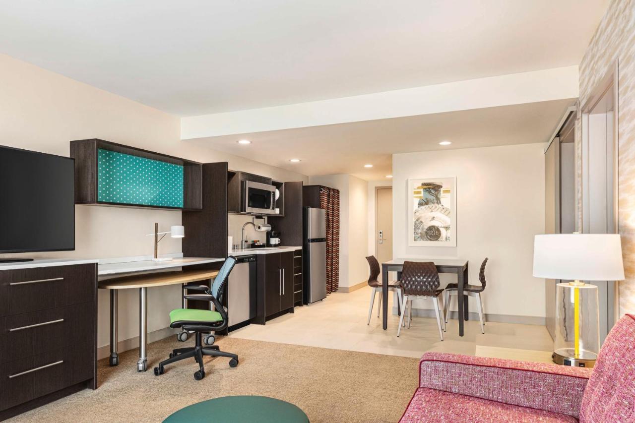 Home2 Suites By Hilton Milwaukee West West Allis ภายนอก รูปภาพ