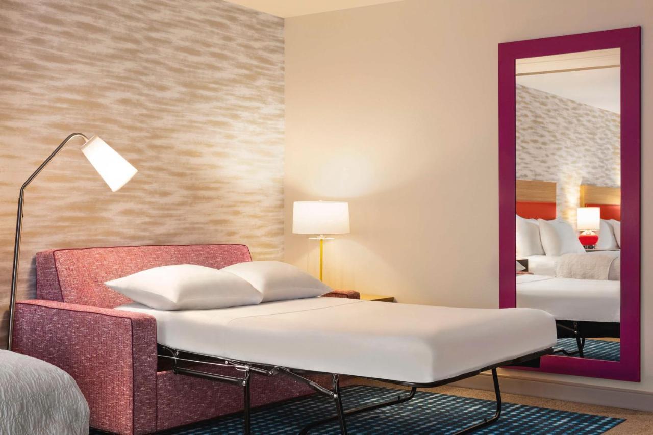 Home2 Suites By Hilton Milwaukee West West Allis ภายนอก รูปภาพ
